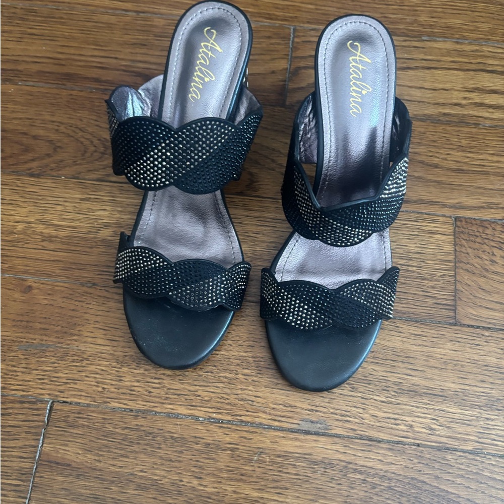 Shoes - Picture 2 of 6